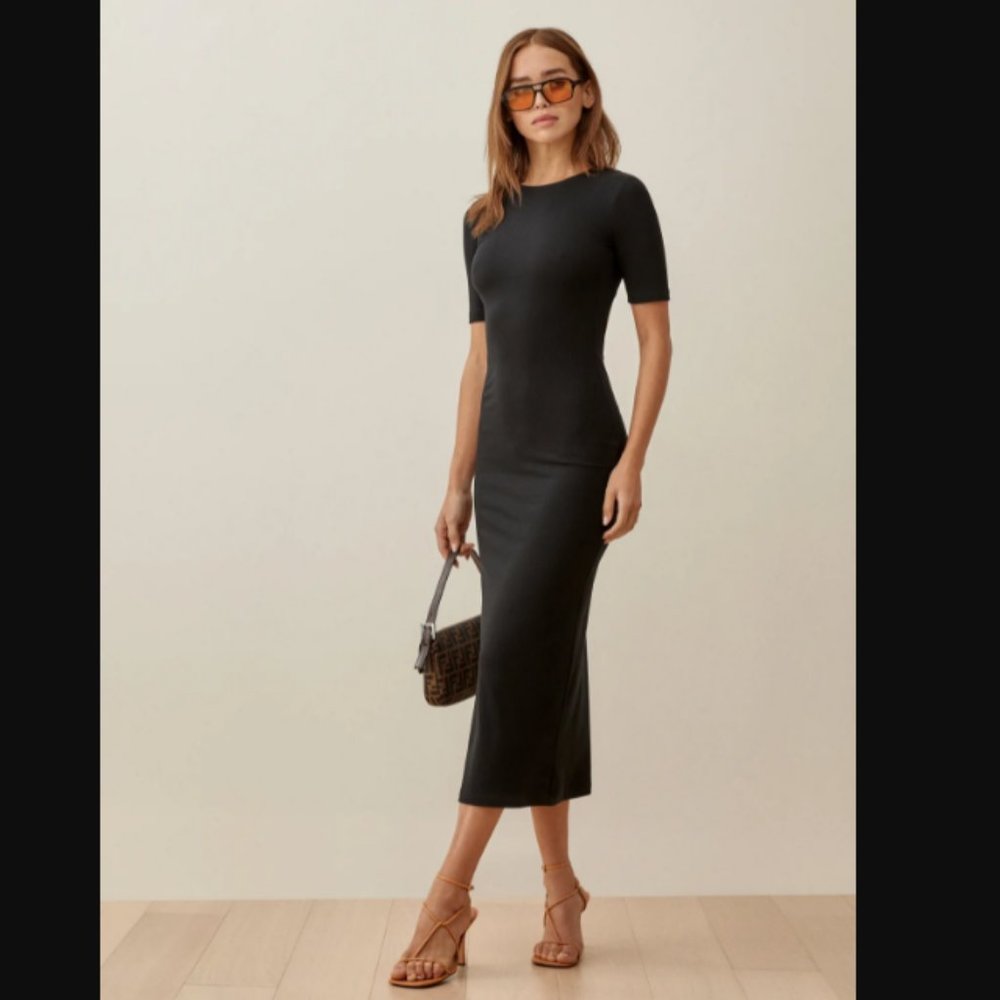 Elegant Black Midi Dress